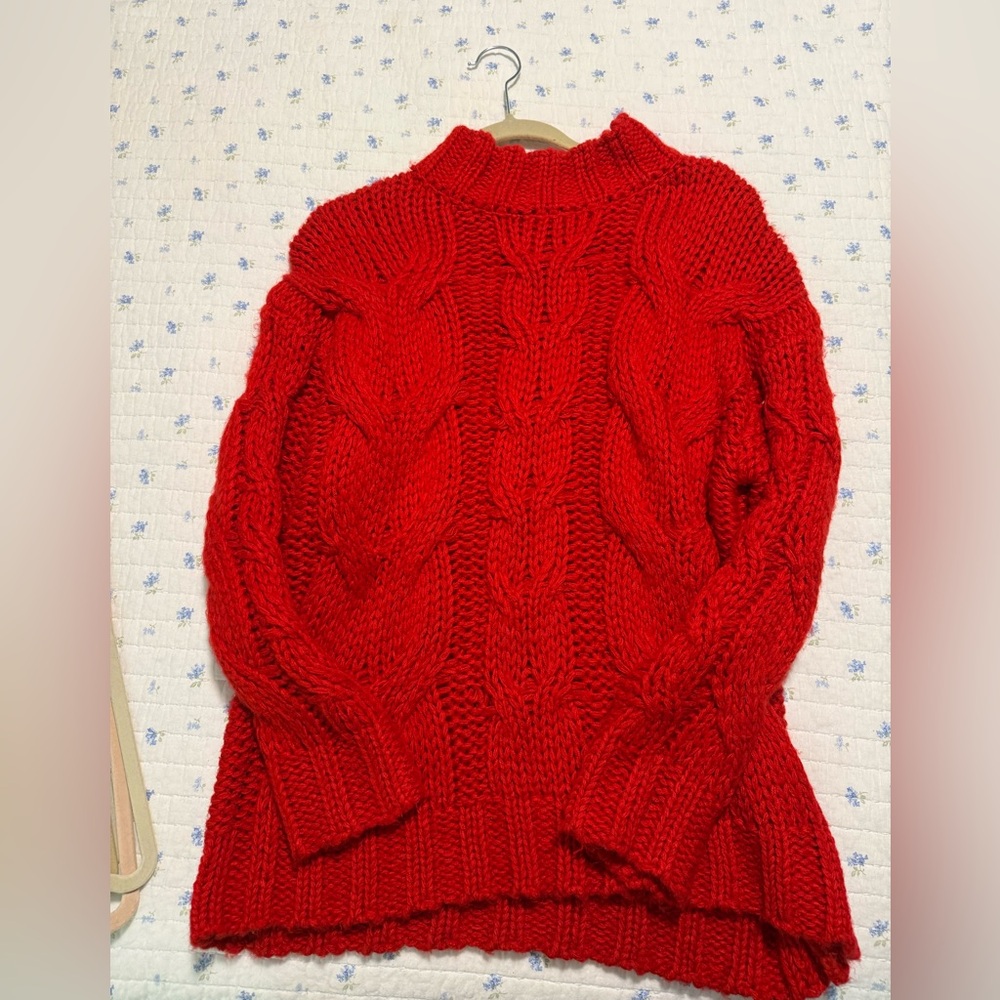Oversized Cozy Red Cable Knit Sweater Size Small